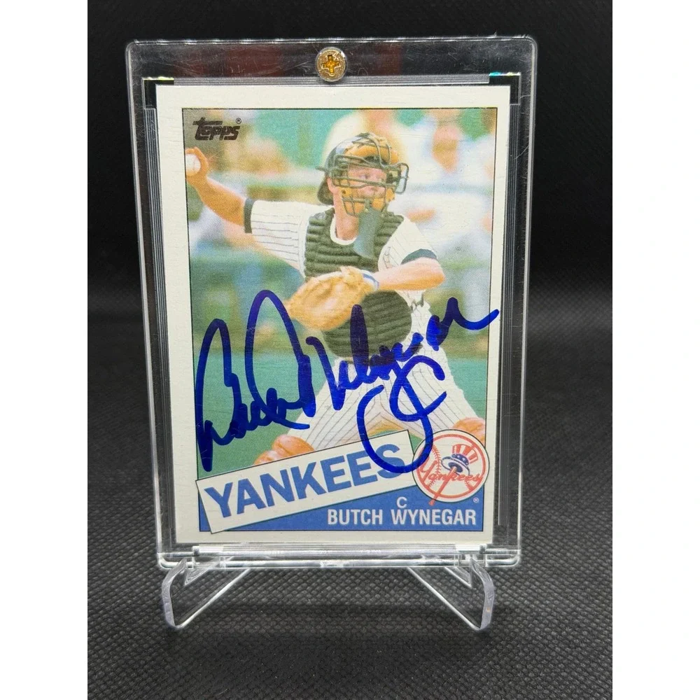 Butch Wynegar Signed 1985 Topps #585 New York Yankees Baseball Card Autograph